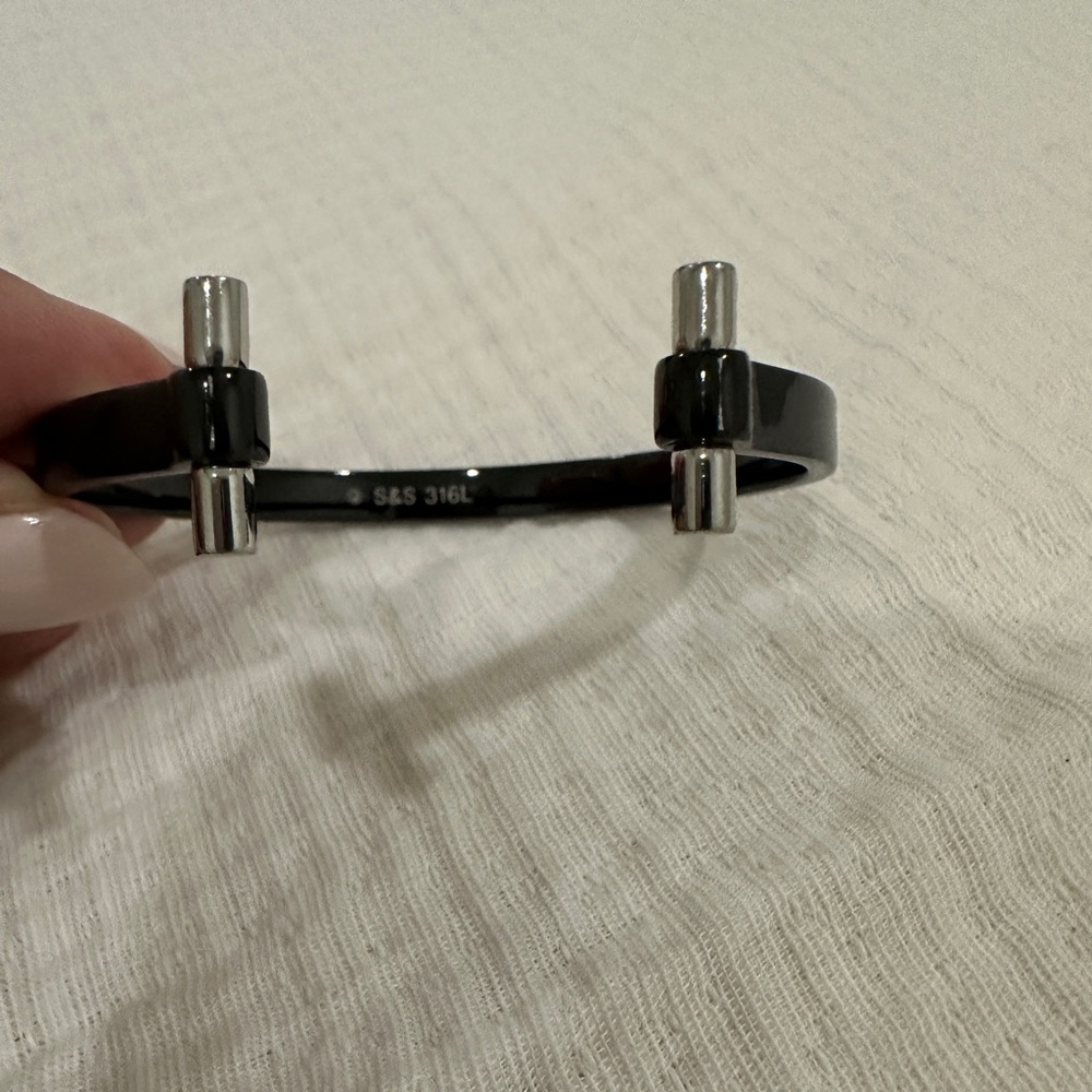Aluminum Cuff Bangle - Picture 6 of 6